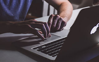 阿尔达马37分平生涯纪录 灰熊客场力克爵士